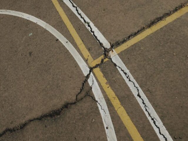 Warning Signs Your Commercial Parking Lot Needs Professional Maintenance